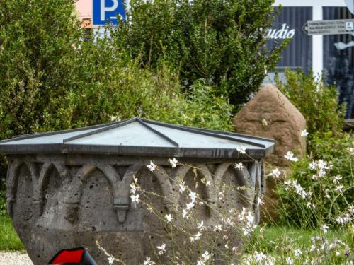 Brunnen im Pfarrgarten