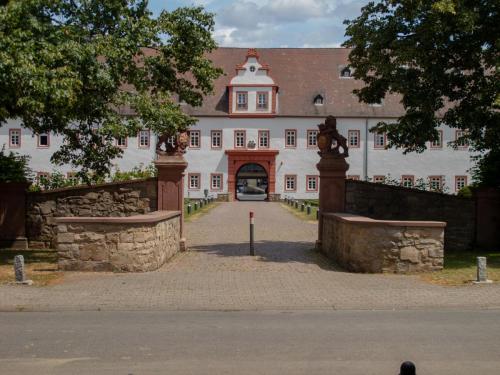 Eingang Schloss Heusenstamm